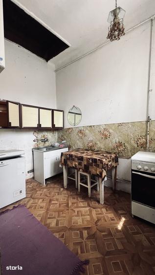 Casă cu 6 camere cu Teren 210 Mp în Iosefin