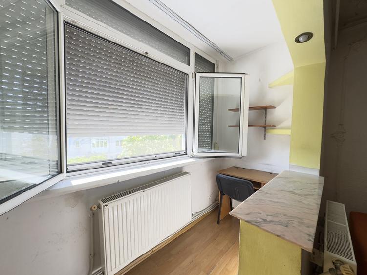 Apartament cu 2 camere semidecomandat, mobilat în Milcov
