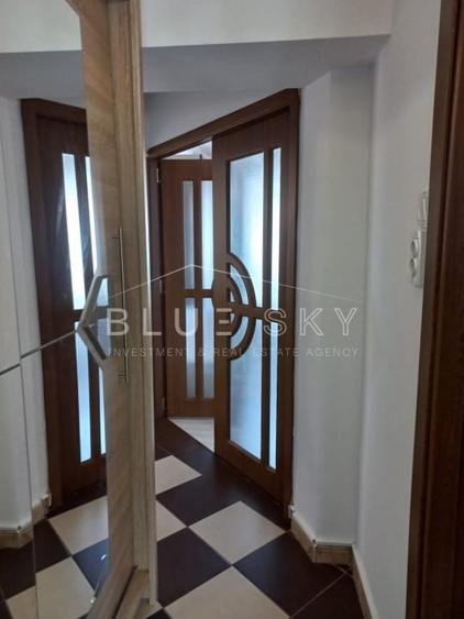 Apartament cu 2 camere decomandat, mobilat în Primo