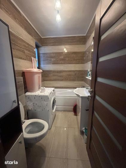 Apartament cu 3 camere în Confecții