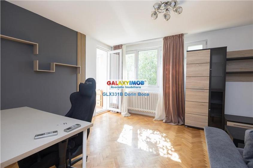 Apartament cu 2 camere decomandat, mobilat în Titan