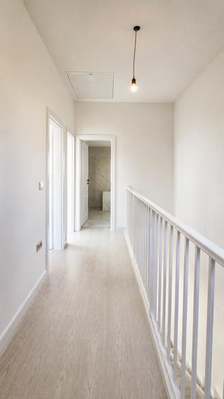 Duplex cu 4 camere cu Canalizare în Moșnița Nouă