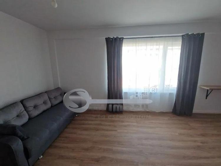 Apartament cu 2 camere decomandat în Valea Adâncă