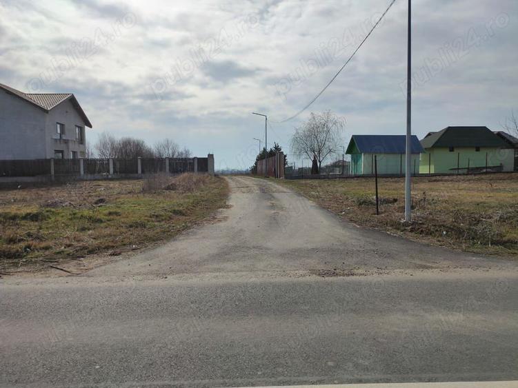 Teren de 7800 mp, în Ciolpani