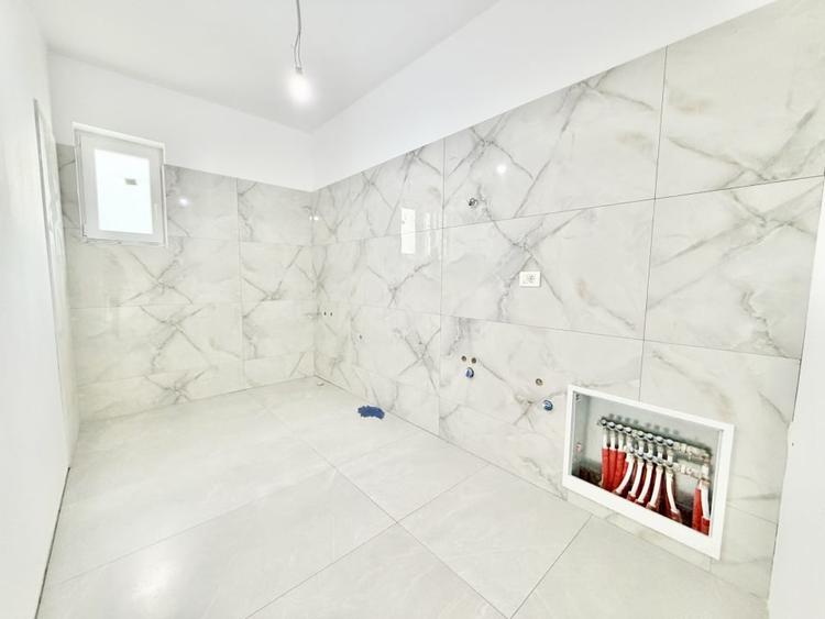 Casă individuală cu 4 camere cu Canalizare în Moșnița Nouă