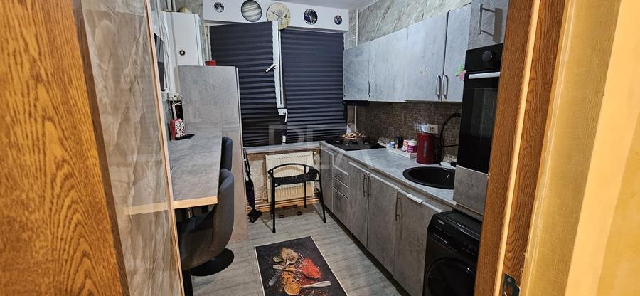 Apartament cu 2 camere decomandat, mobilat în Titan