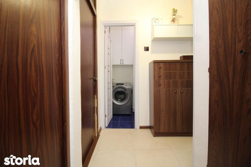 Apartament cu 3 camere decomandat, mobilat în Pantelimon