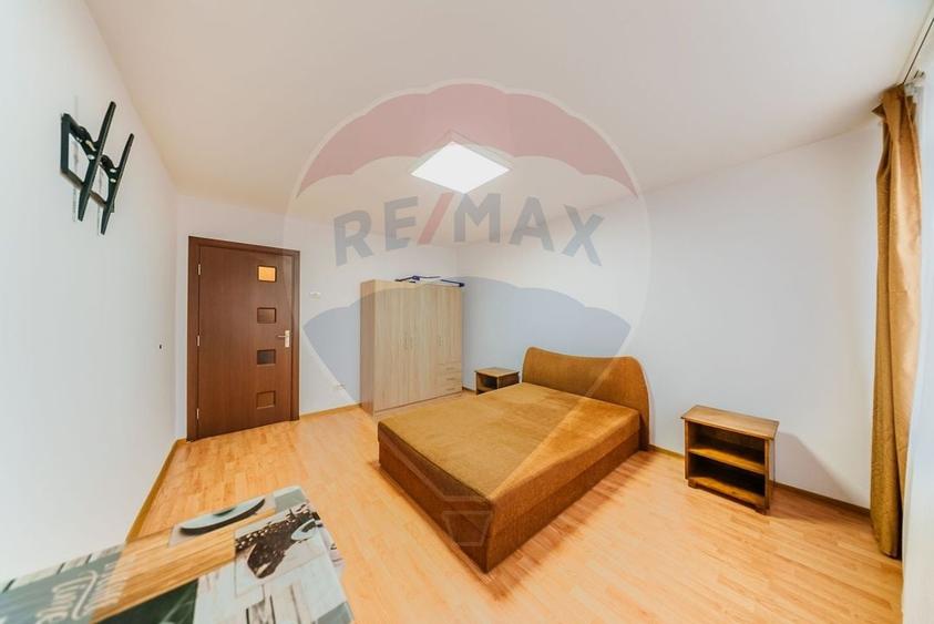 Apartament cu 2 camere decomandat, mobilat în Podgoria