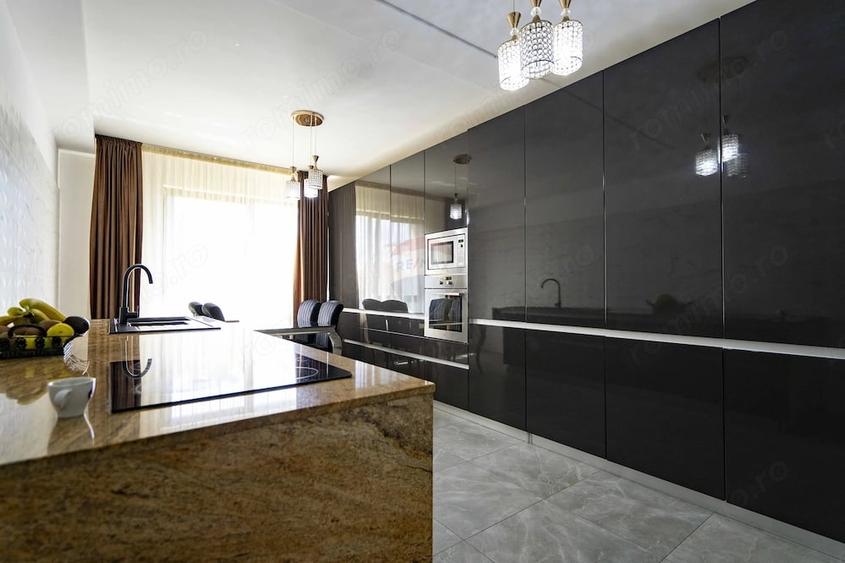 Casă cu 4 camere cu Teren 925 Mp în Nufărul