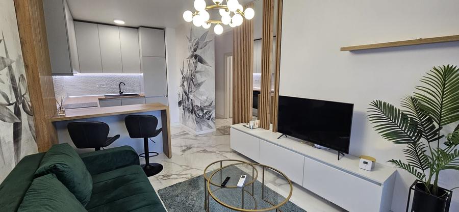 Apartament cu 2 camere semidecomandat în Central