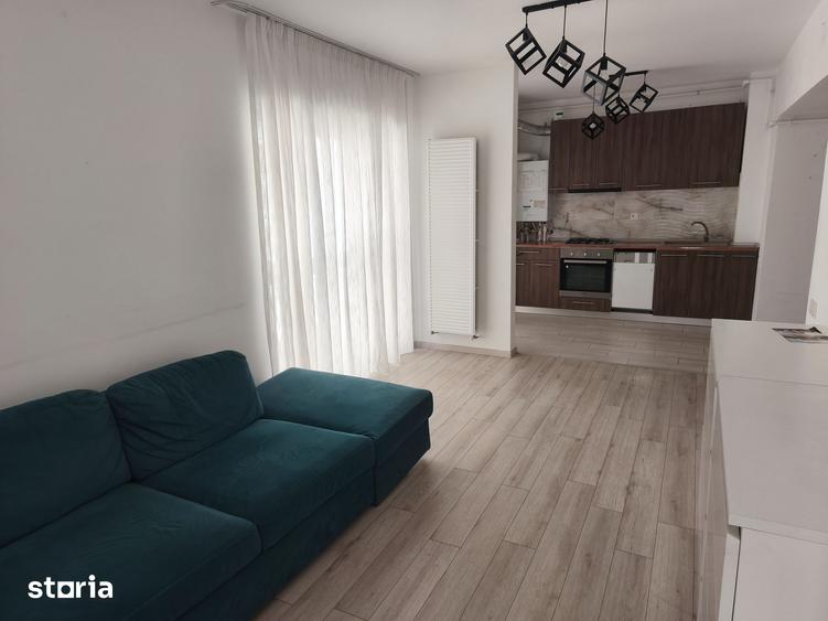 Apartament cu 4 camere în Drumul Taberei