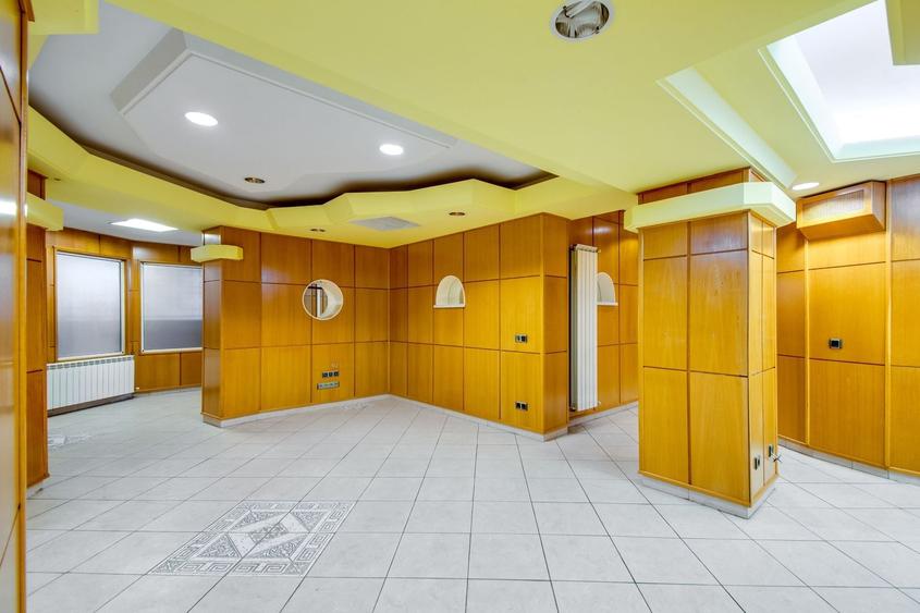 Apartament cu 4 camere circular în Armeneasca