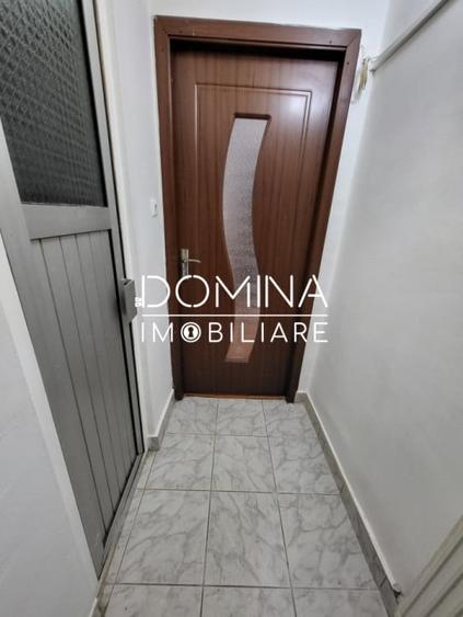 Apartament cu 2 camere semidecomandat, mobilat în Sud