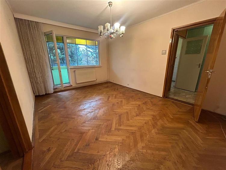 Apartament cu 2 camere semidecomandat în Astra
