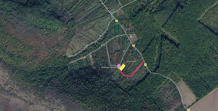 Teren de 1770 mp, în Central