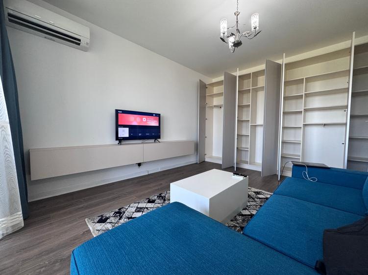 Apartament cu 2 camere decomandat în Aviației