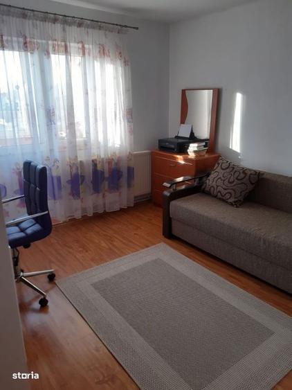 Apartament cu 2 camere, mobilat în Central