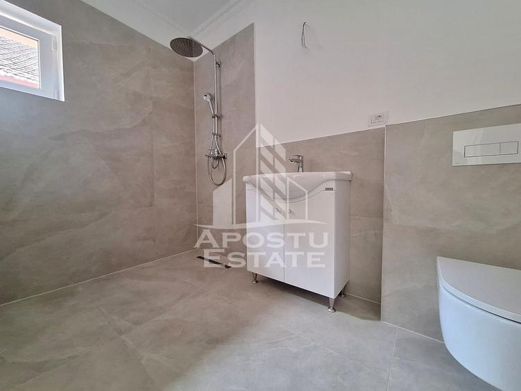 Apartament cu 2 camere decomandat în Intim