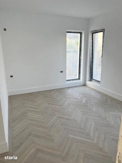 Casă cu 4 camere cu Teren 325 Mp în Vidra