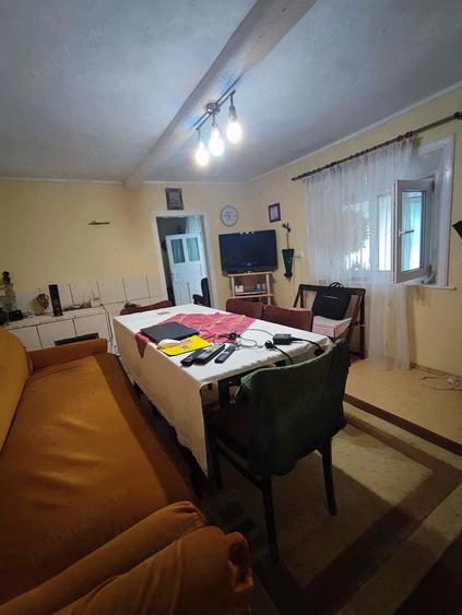 Casă cu Teren 2600 Mp în Slava Rusă