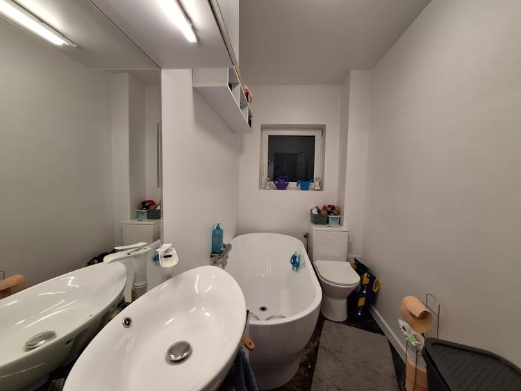 Apartament cu 3 camere, 2 bai, 2 balcoane, zona Muzeul Apei - 8