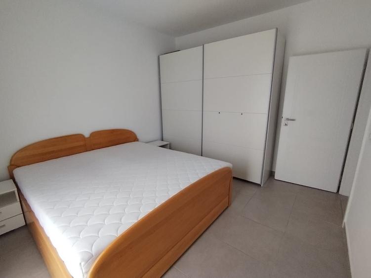 Apartament cu 2 camere decomandat în Giroc