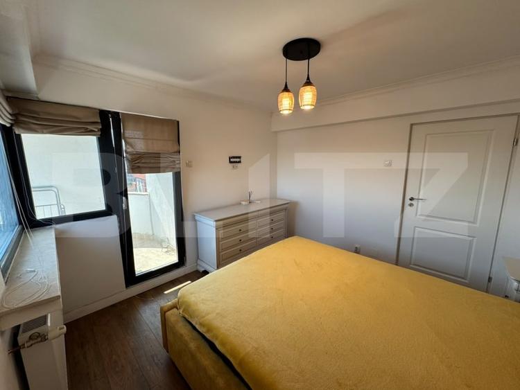 Apartament cu 4 camere decomandat, mobilat în Ultracentral