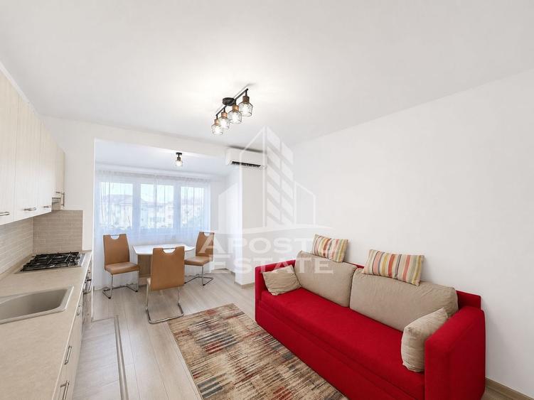 Apartament cu 3 camere semidecomandat, mobilat în Steaua
