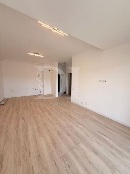 Apartament cu 2 camere semidecomandat în Florești — fotografia 3