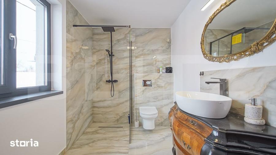 Casă cu 5 camere cu Teren 600 Mp în Bran