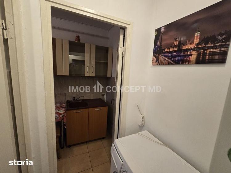 Garsonieră decomandată în Malu Roșu