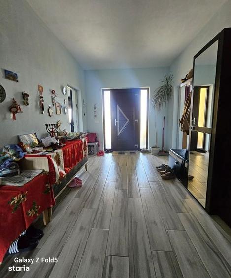 Casă cu 4 camere în Central