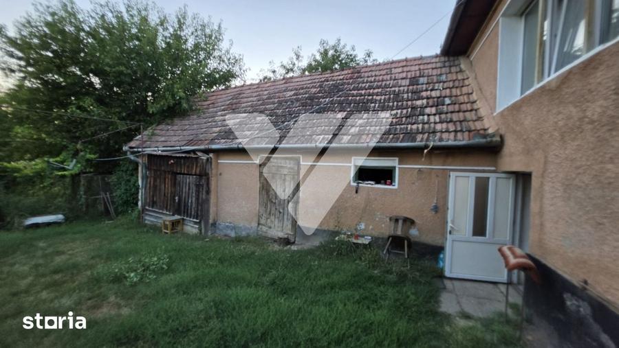 Casă cu 3 camere cu Teren 800 Mp în Slimnic
