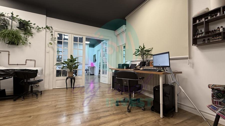 Apartament cu 4 camere în P-ța Romană