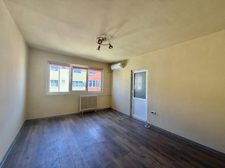Apartament cu 2 camere nedecomandat, mobilat în Dâmbovița