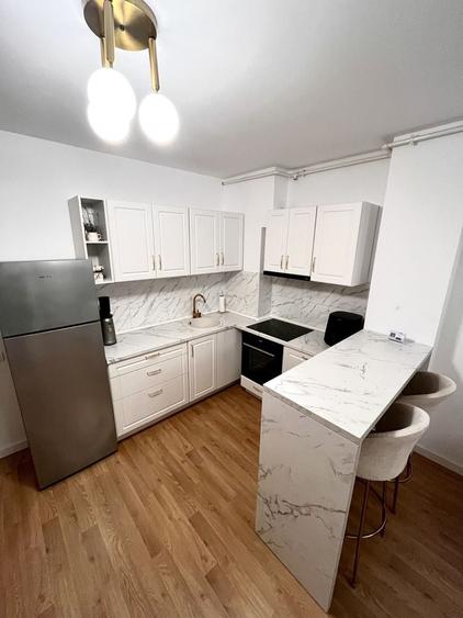 Apartament cu 2 camere decomandat în Exterior Vest