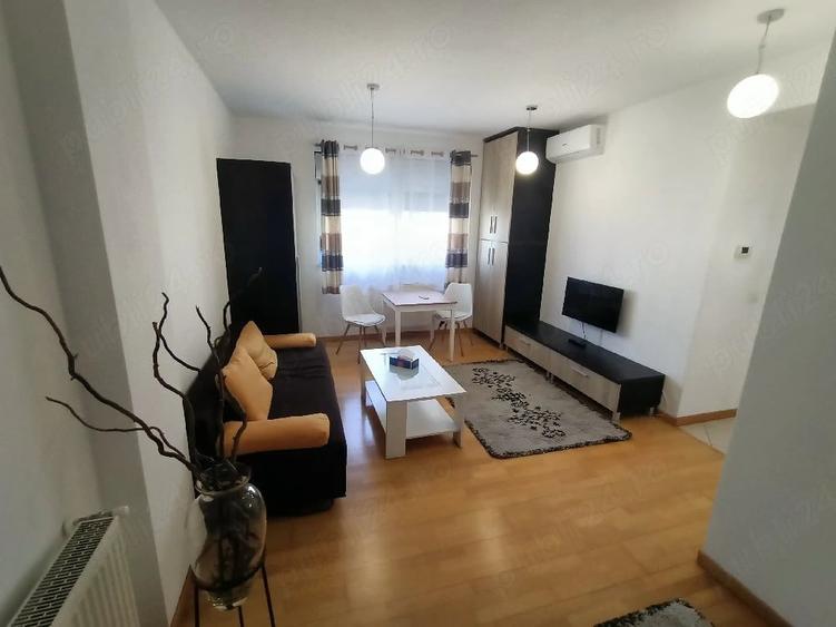 Garsonieră decomandată în Aradului