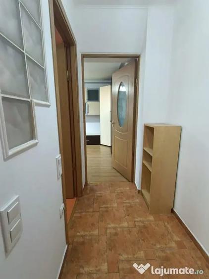 Garsonieră decomandată în Mărășești