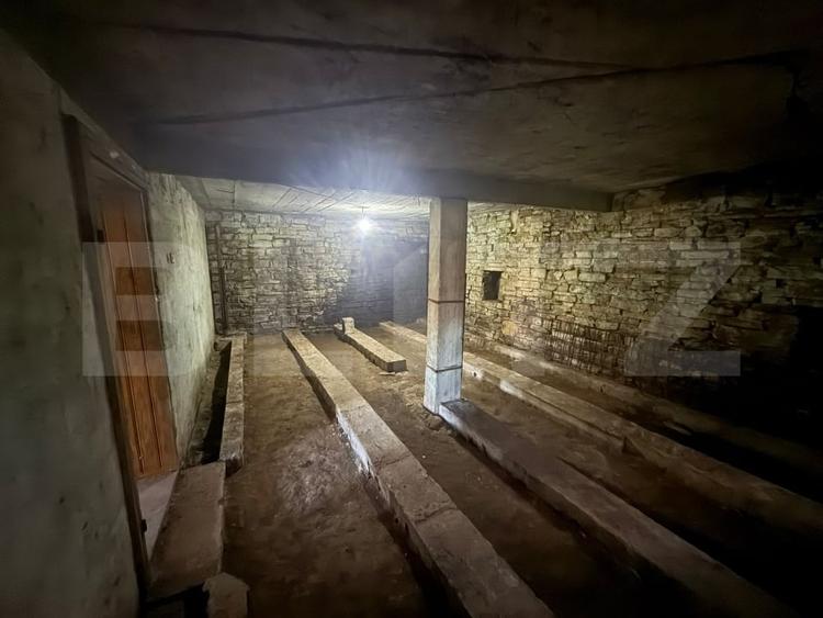 Casă individuală cu 4 camere cu Teren 1315 Mp în Malu cu Flori
