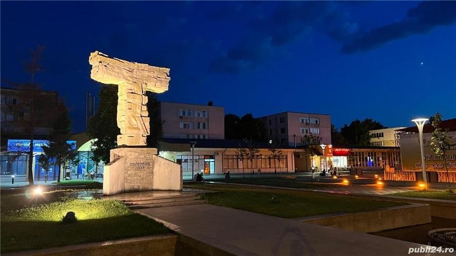 Apartament cu 2 camere semidecomandat în Central