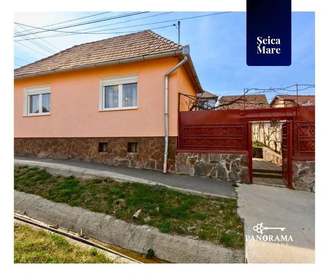 Casă individuală cu 3 camere cu Canalizare în Șeica Mare