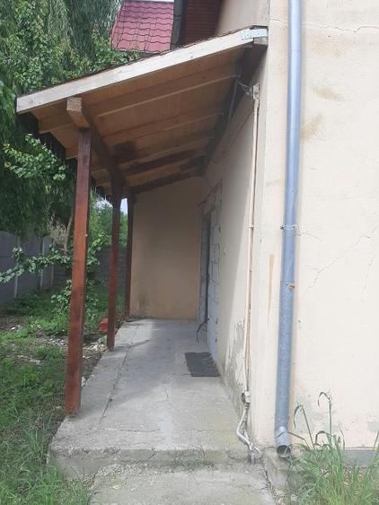 Casă individuală cu 4 camere cu Teren 350 Mp în Jebel