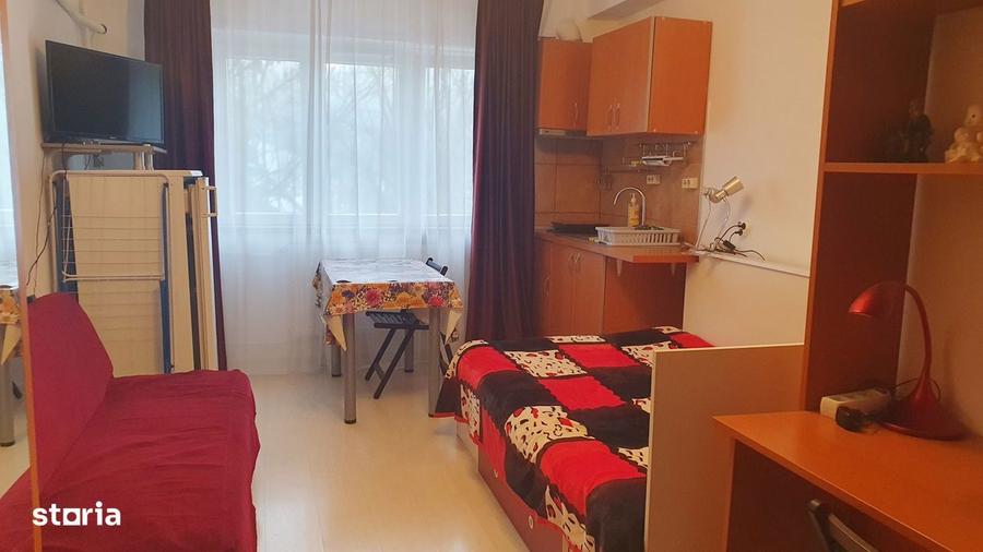 Garsonieră semidecomandată, mobilată în Vatra Luminoasă