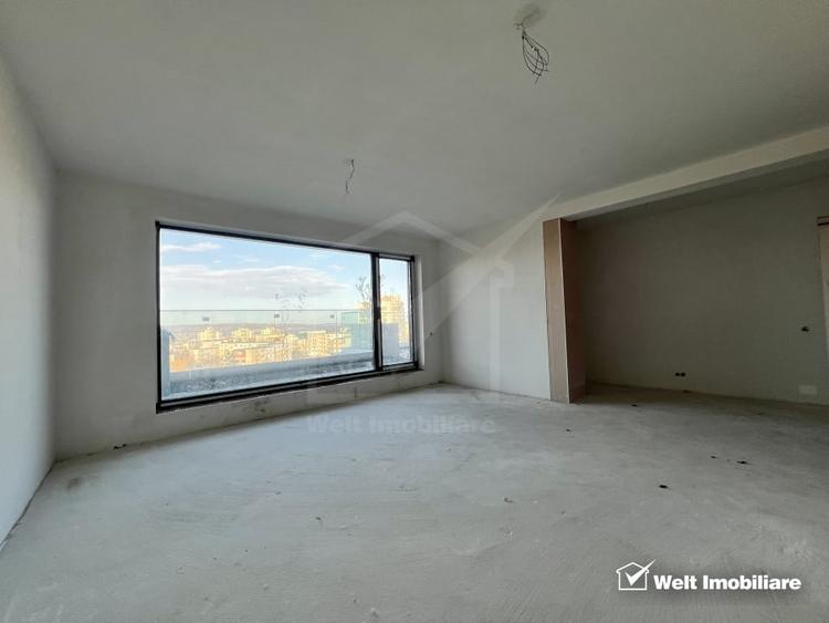 Penthouse cu 3 camere decomandat în Zorilor