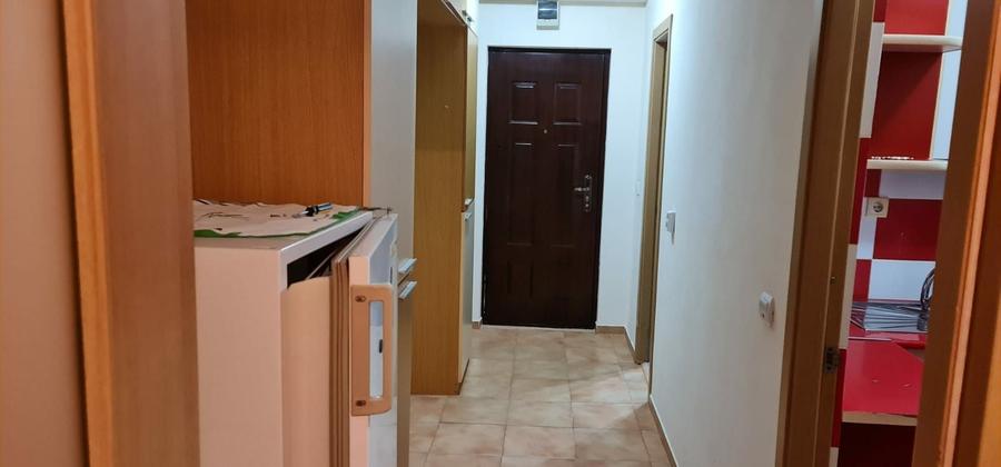 Garsonieră decomandată în Prundu