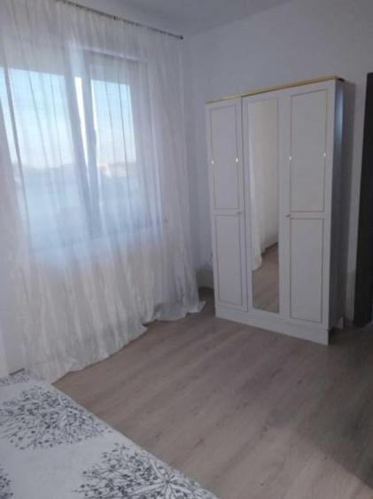 Apartament cu 3 camere decomandat în Tomis Plus