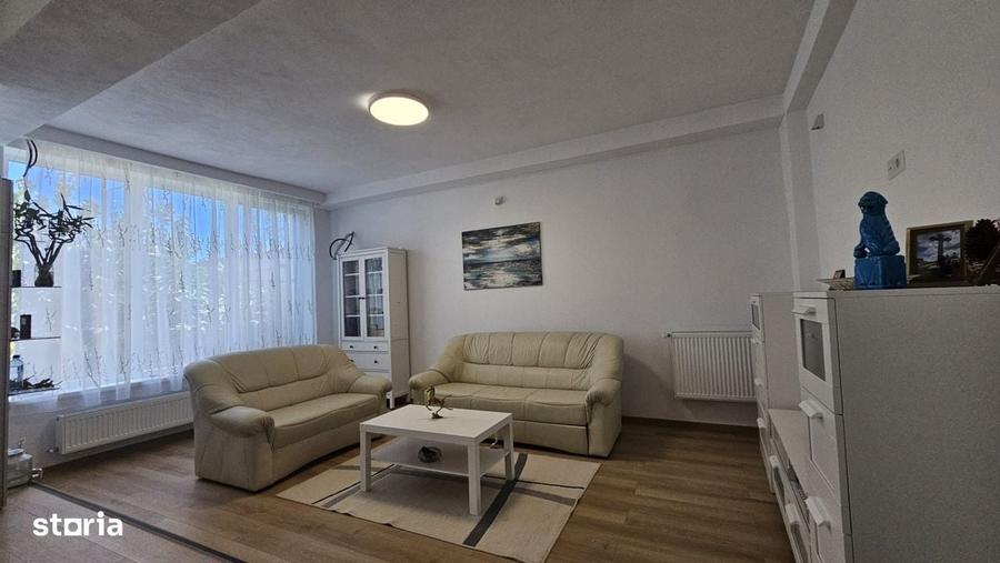Casă cu 4 camere cu Teren 227 Mp în Central