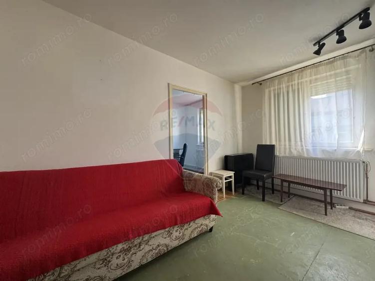Ap. cu 3 camere, et.4, str. Feleac 1A - 4