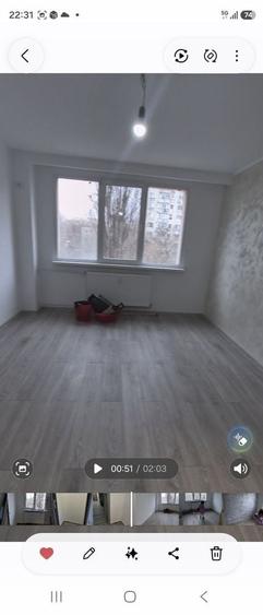 Apartament cu 3 camere semidecomandat în Brâncoveanu