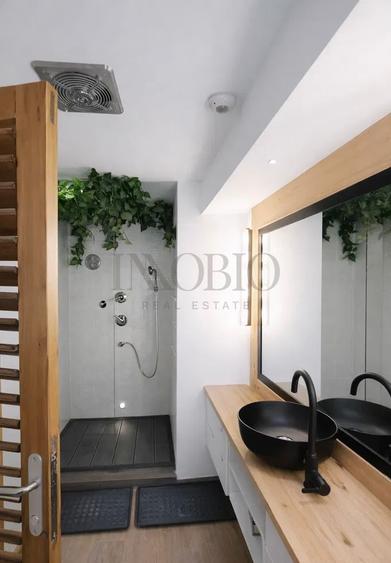 Apartament cu 6 camere semidecomandat, mobilat în Floreasca